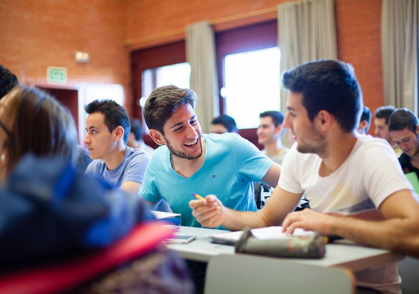 event image:alumnado en clase